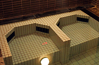 天然温泉・電気風呂